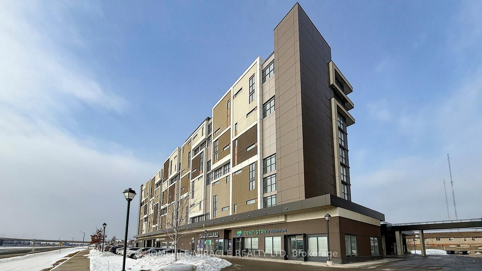 #607 - 560 North service Road