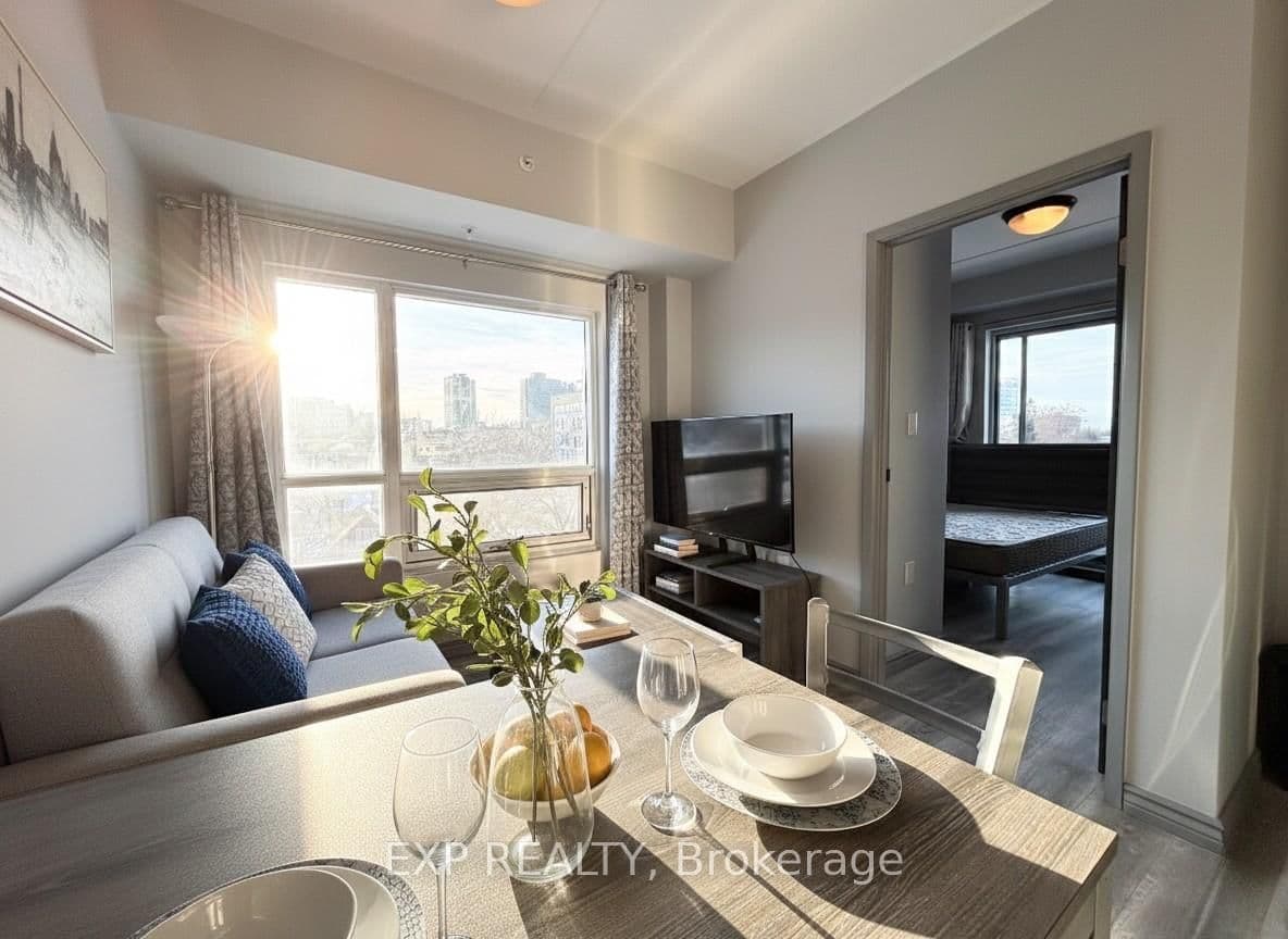 #F504 - 275 Larch Street