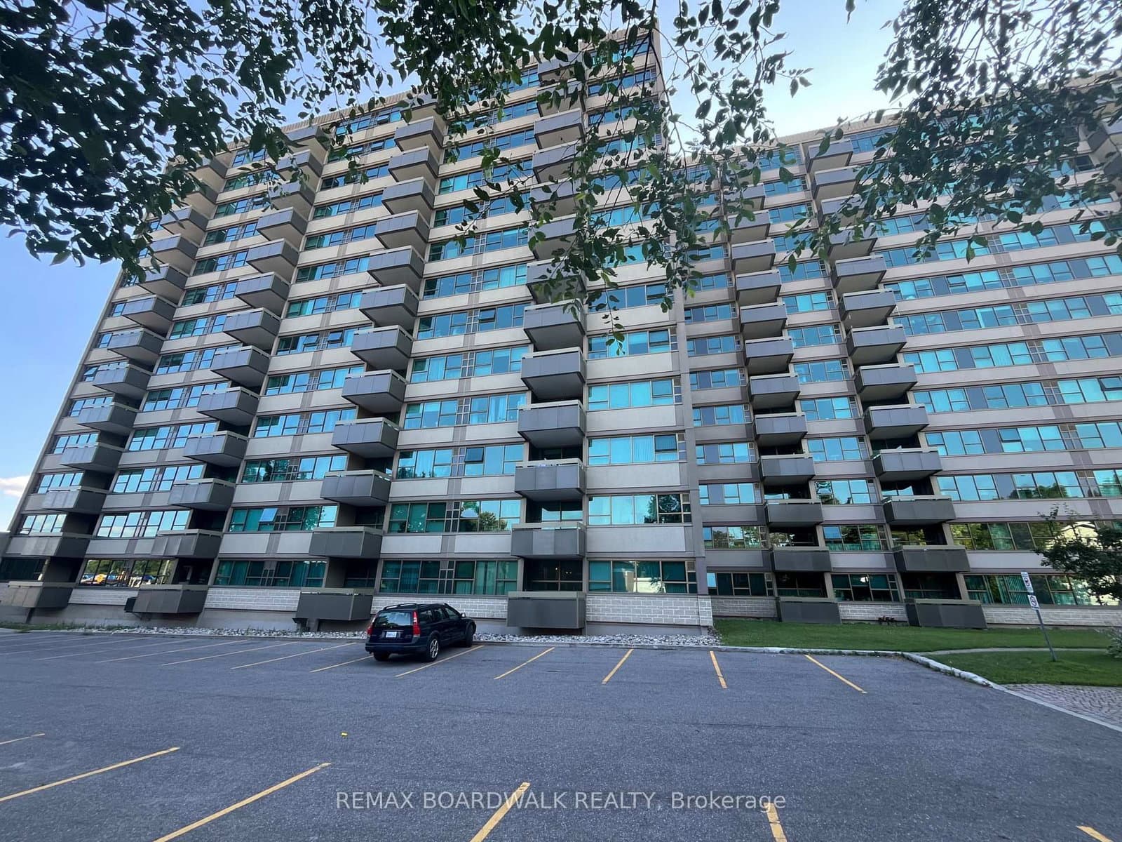 #407 - 555 BRITTANY Drive