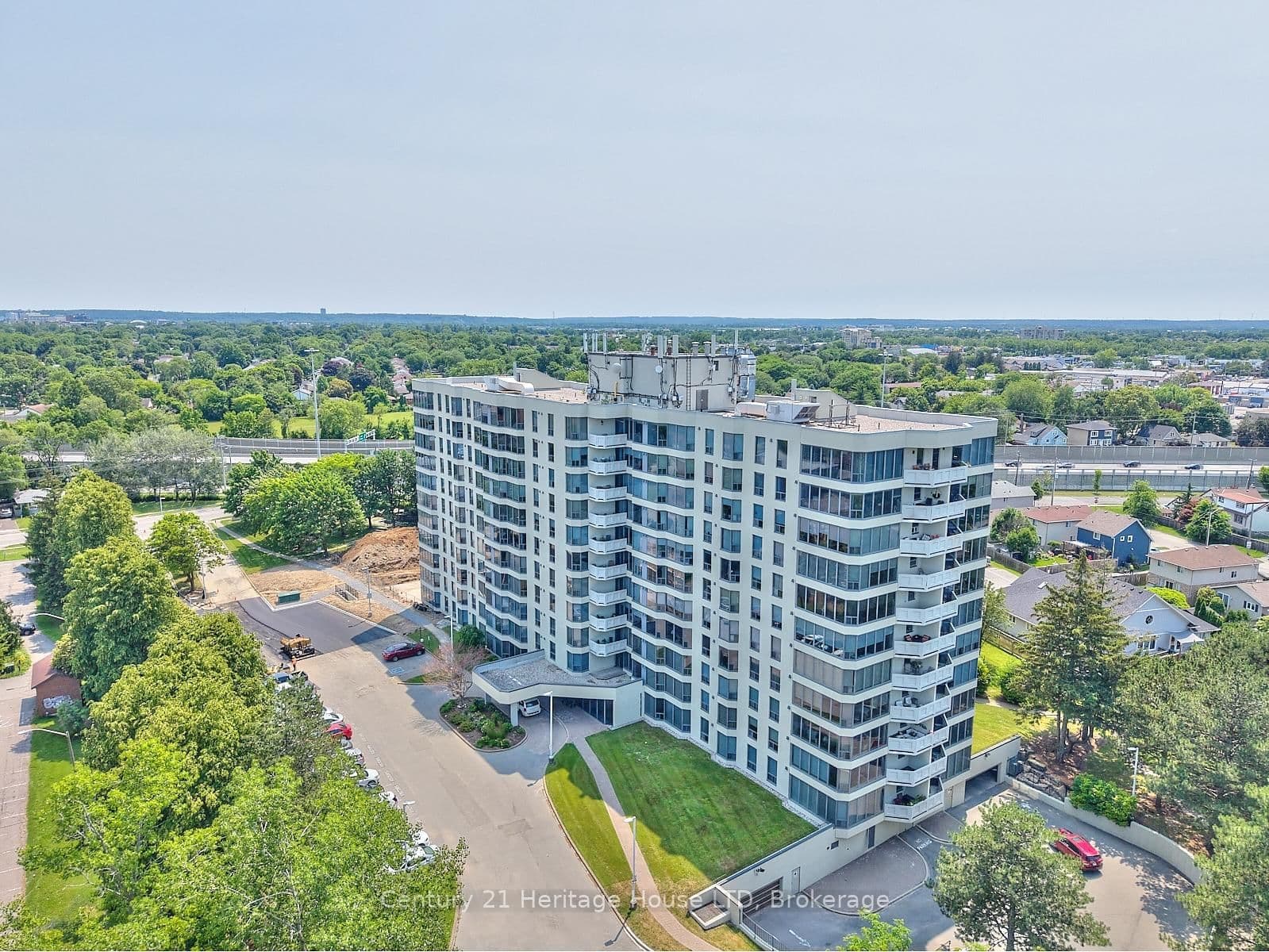 #504 - 81 Scott Street