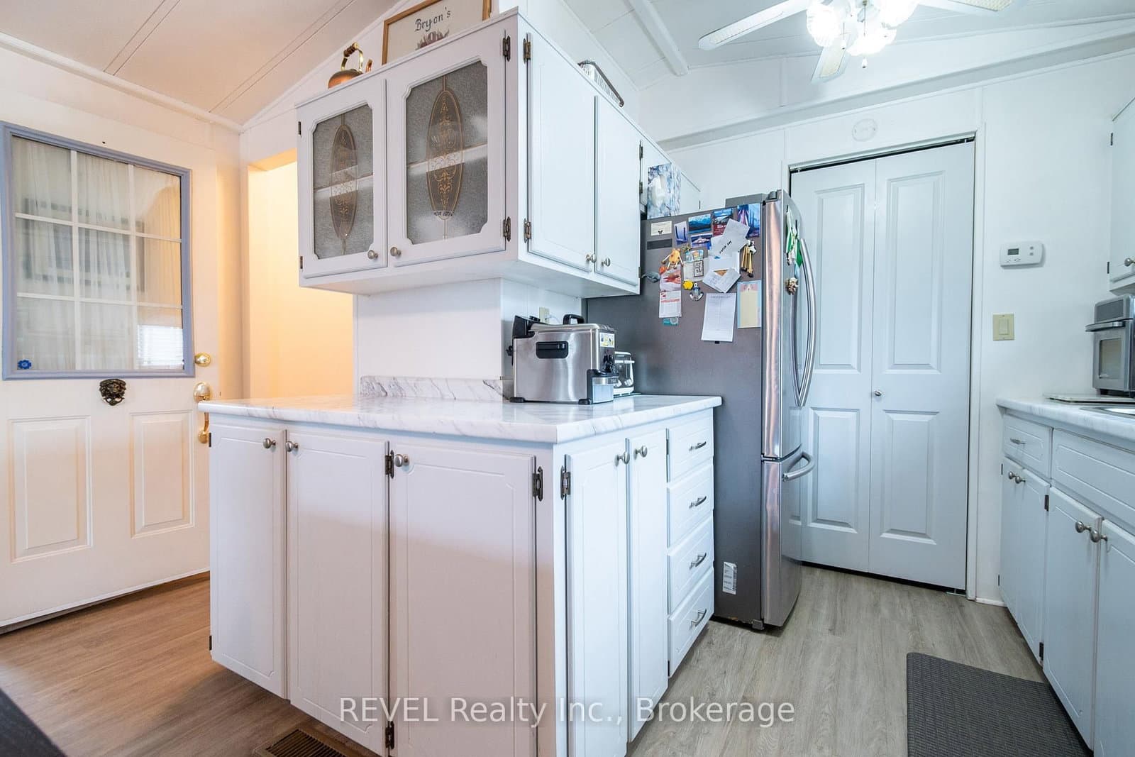3033 Townline Road, Unit 115 thumbnail 11
