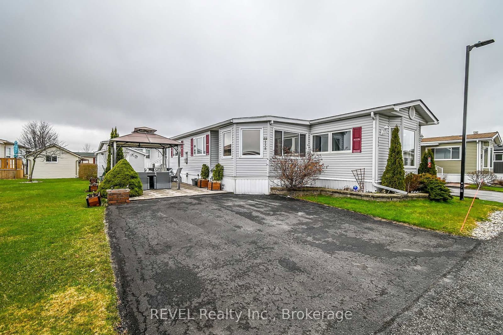 3033 Townline Road, Unit 115 thumbnail 32