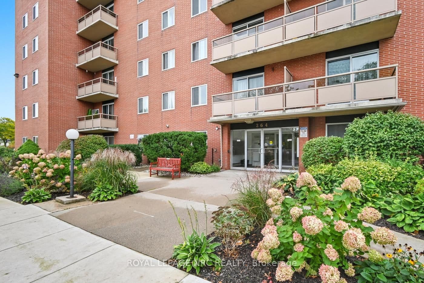#505 - 264 Grantham Avenue
