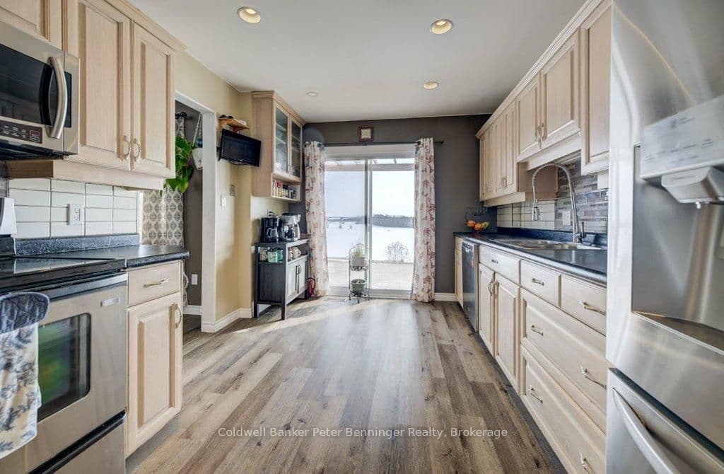 77 2nd Street Crescent thumbnail 14