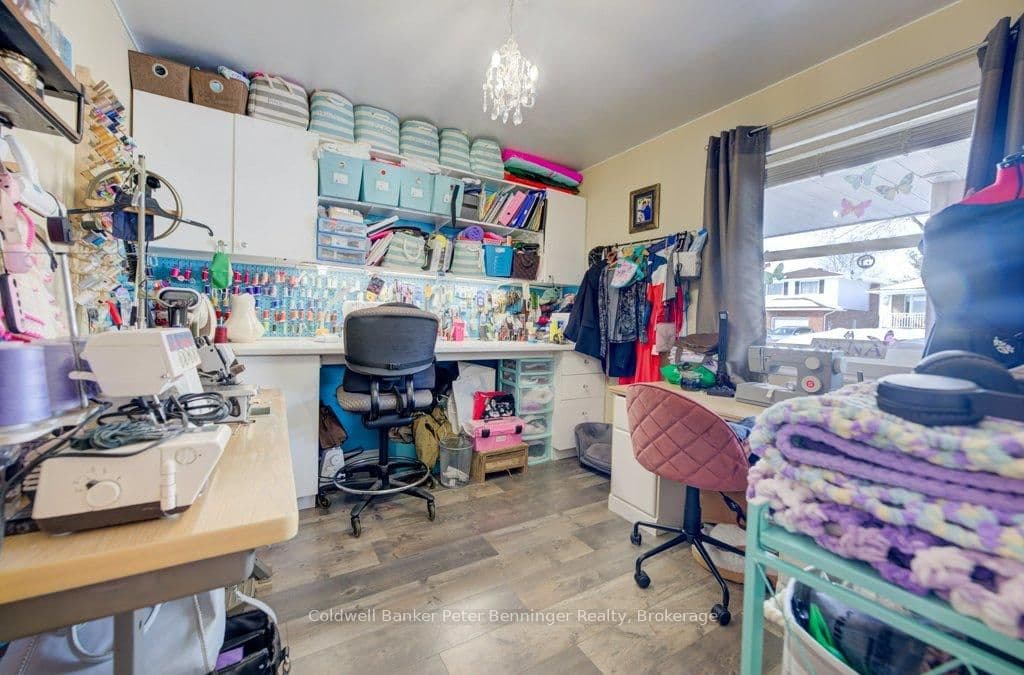 77 2nd Street Crescent thumbnail 23
