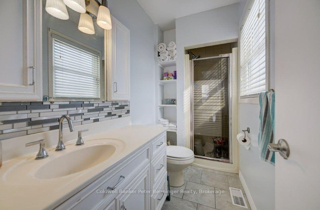 77 2nd Street Crescent thumbnail 27