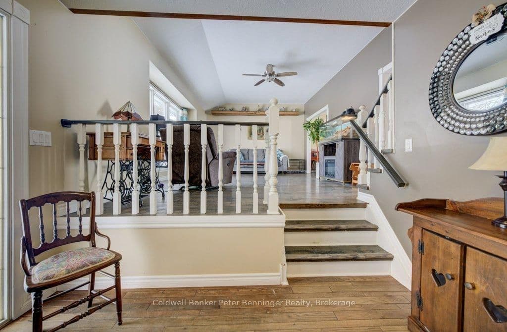 77 2nd Street Crescent thumbnail 6