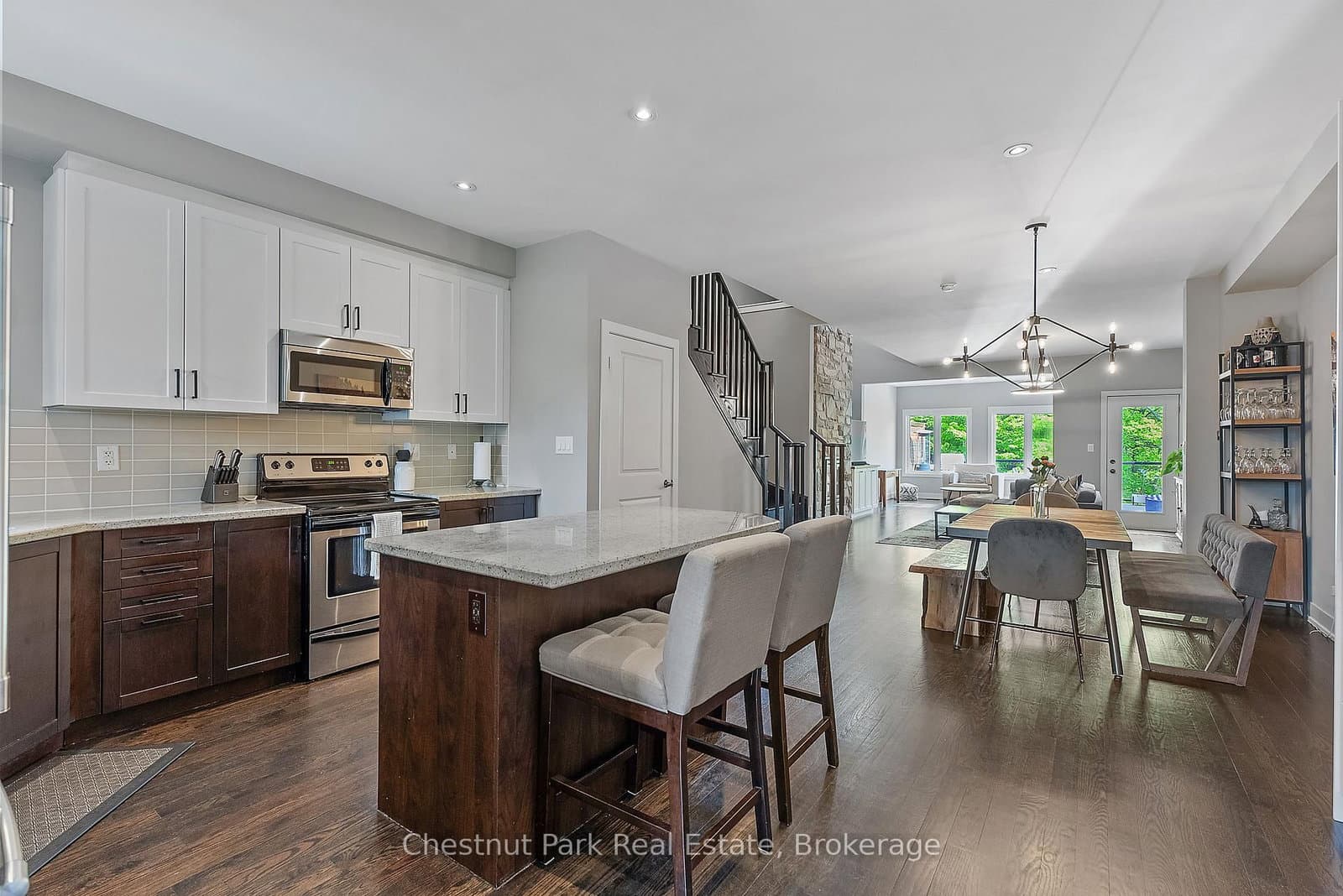 61 Rockmount Crescent thumbnail 5