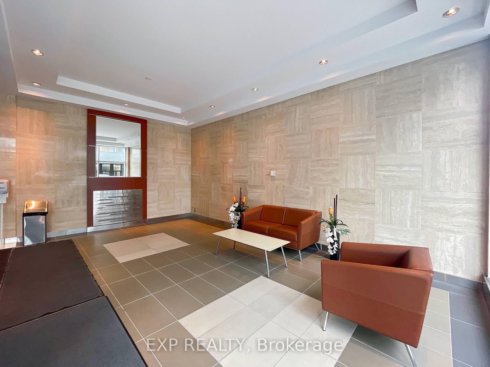 396 Cooper Street thumbnail 10