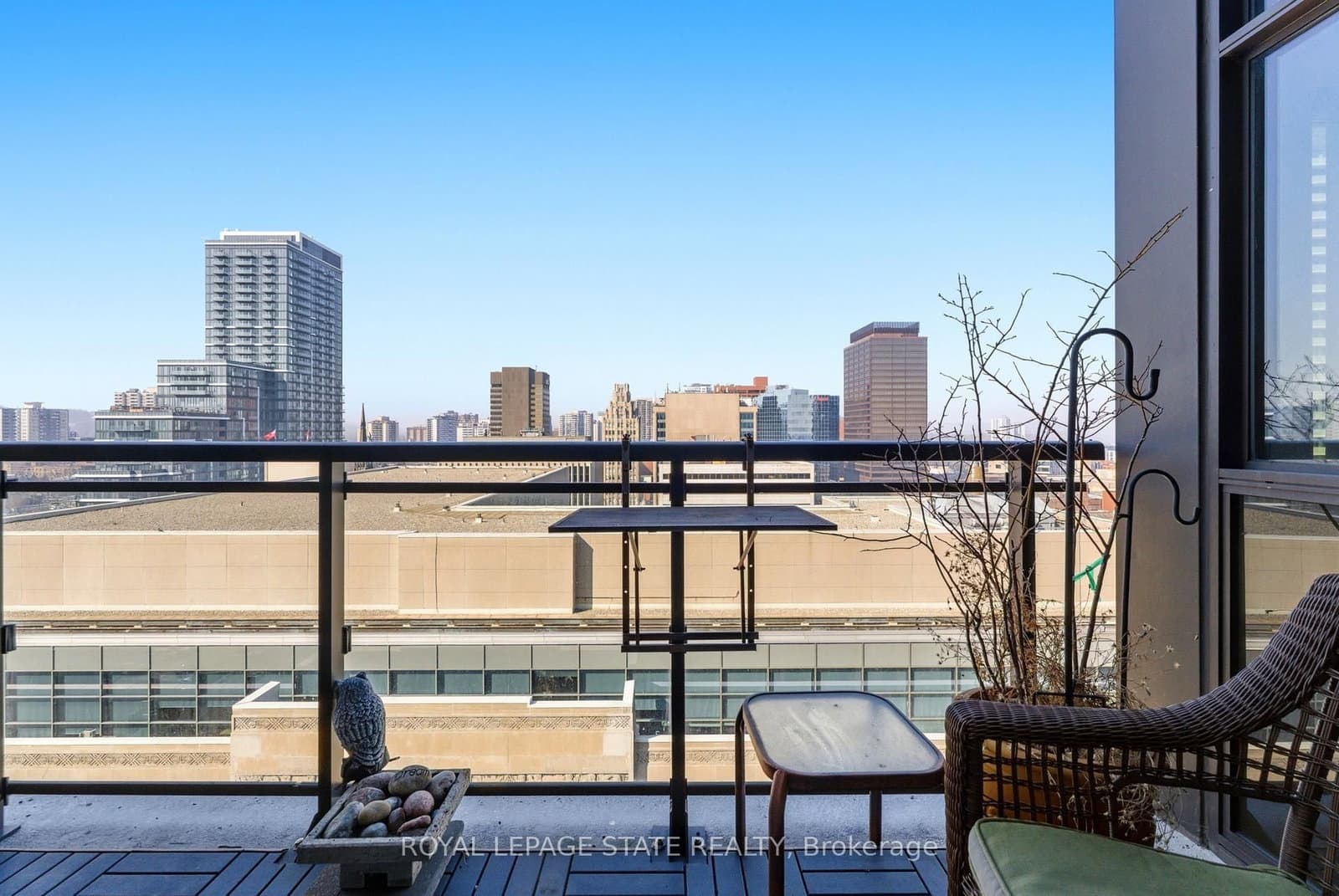112 King Street E, Unit PH4 thumbnail 40