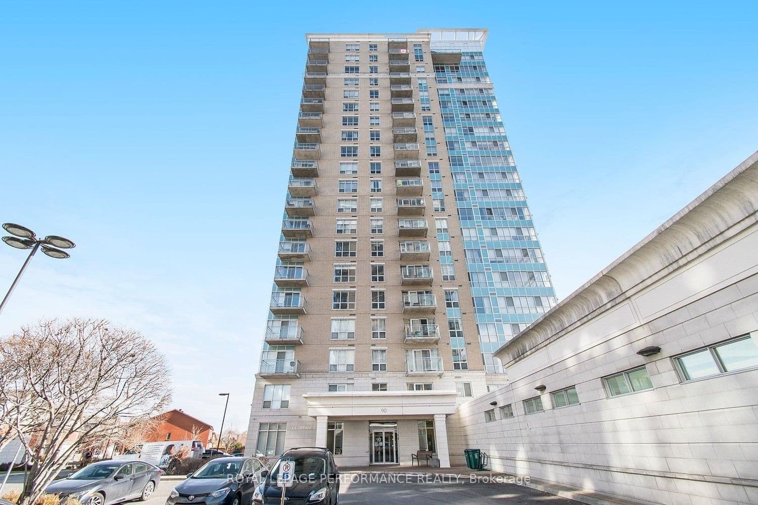 #1204 - 90 Landry Street