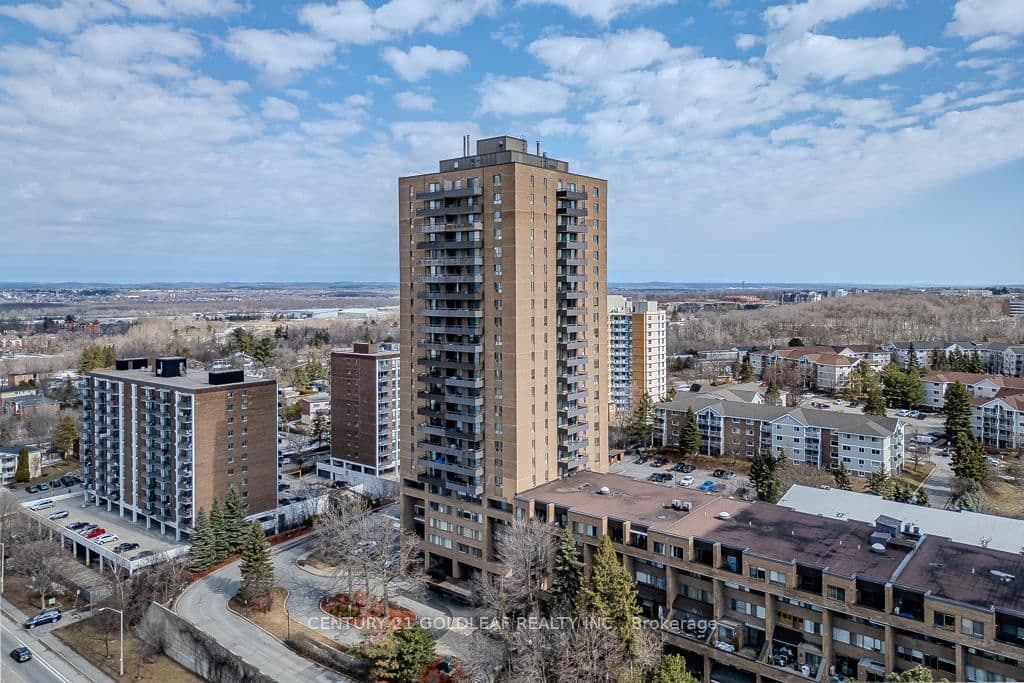 #1406 - 505 St Laurent Boulevard