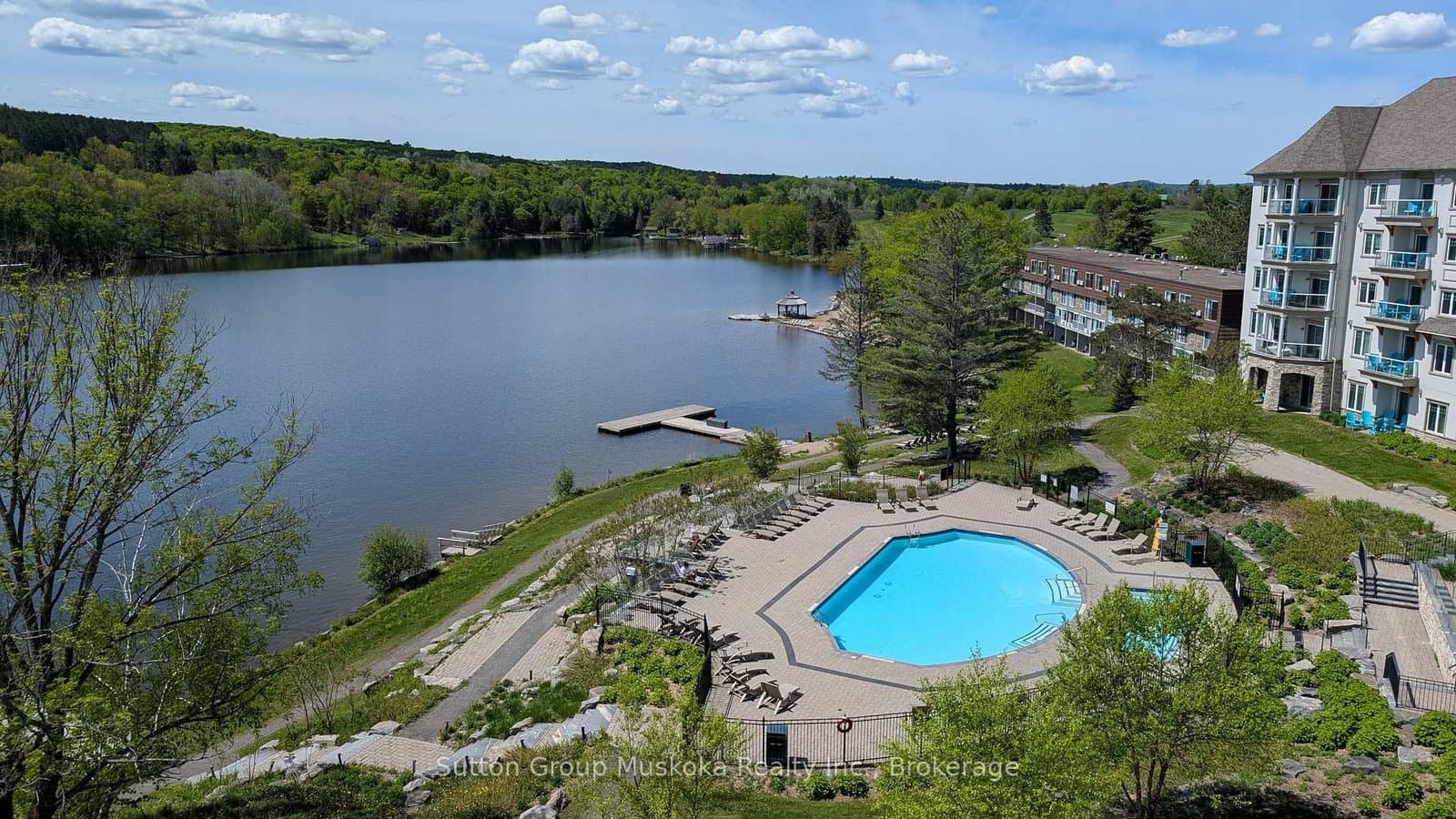 #423 - 25 Pen Lake Point Road