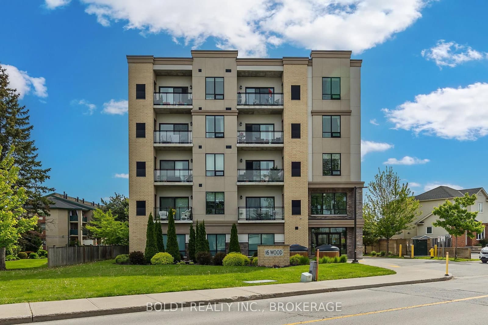 #507 - 16 Wood Street
