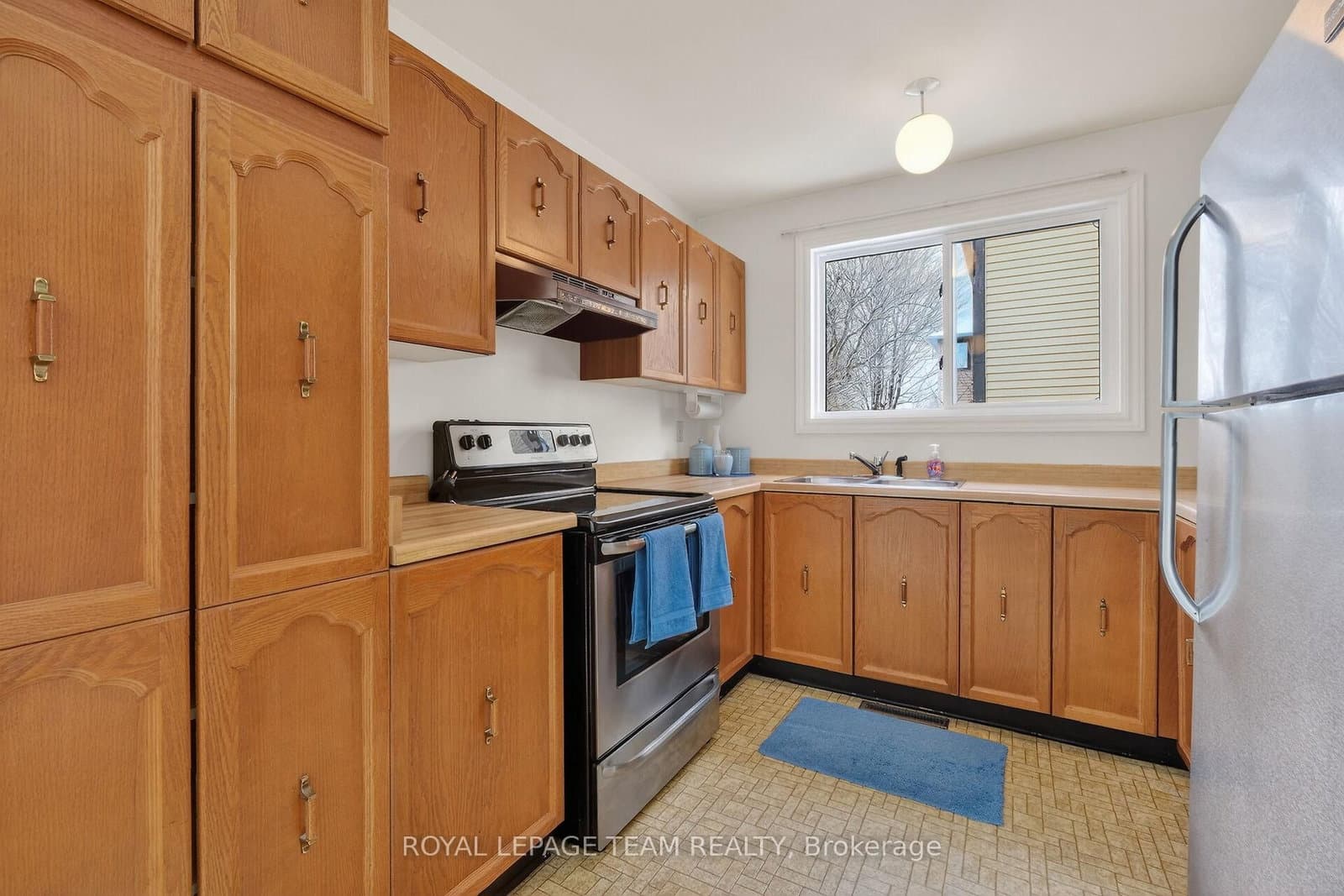 97 Huntsman Crescent thumbnail 11