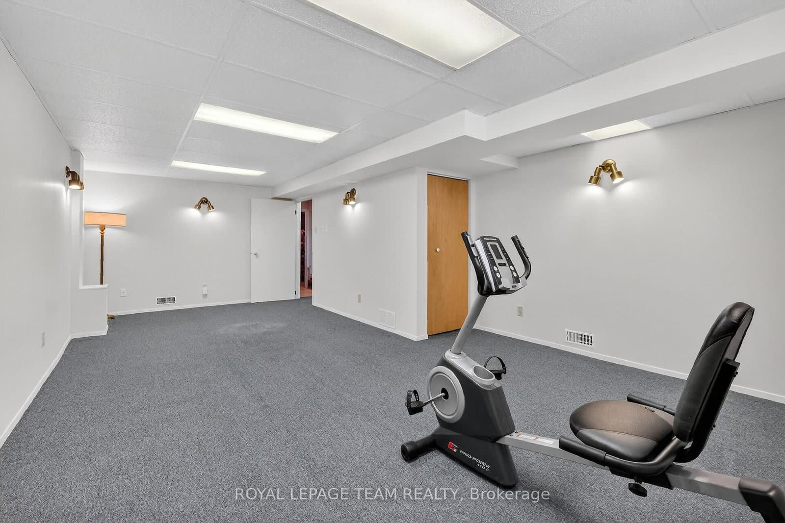97 Huntsman Crescent thumbnail 24