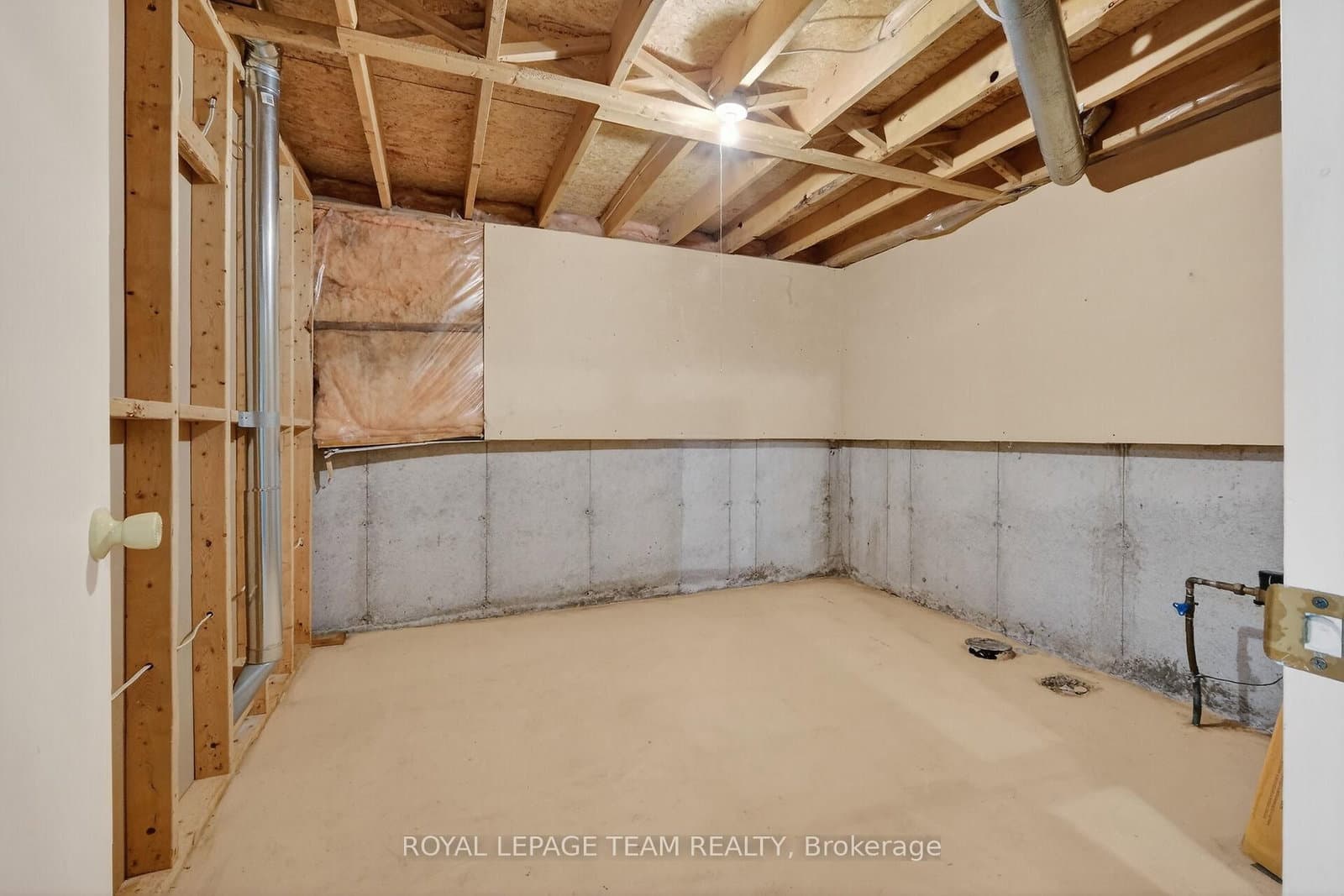 97 Huntsman Crescent thumbnail 25