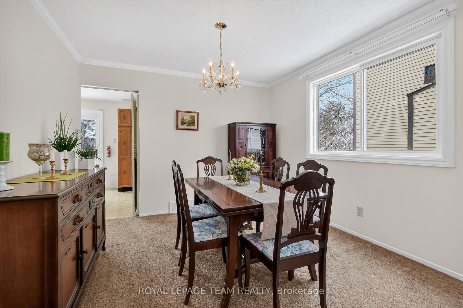 97 Huntsman Crescent thumbnail 5