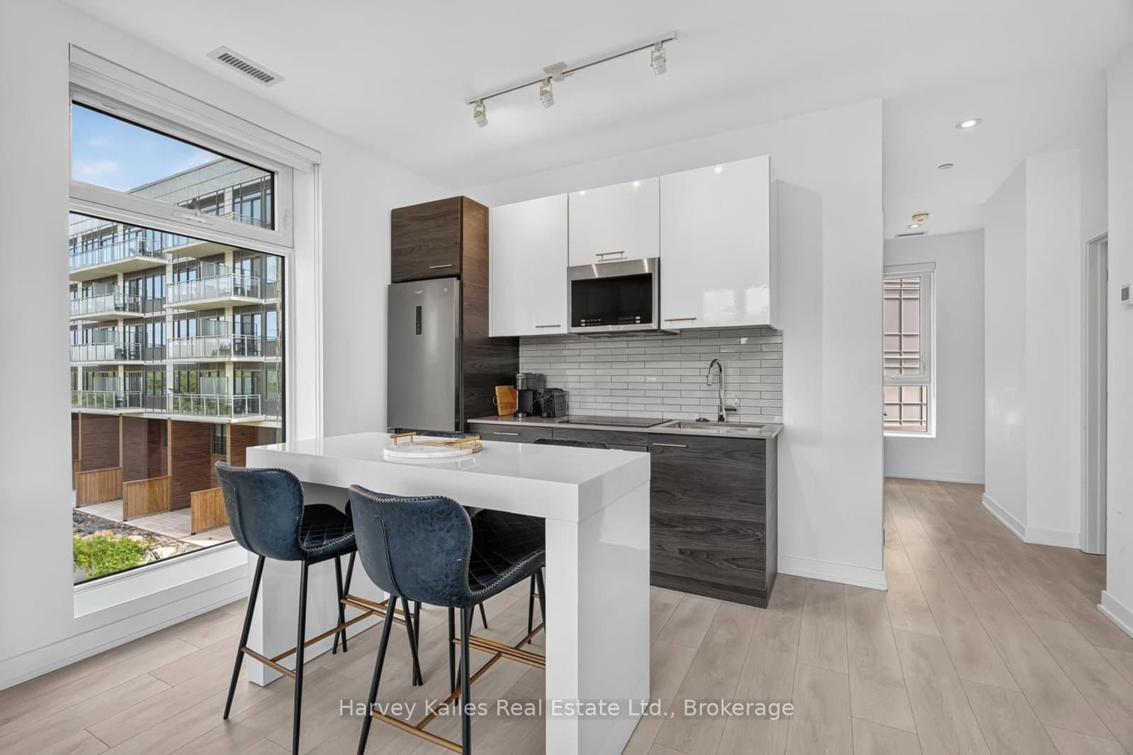 120 Carrick Trail, Unit 401 thumbnail 13