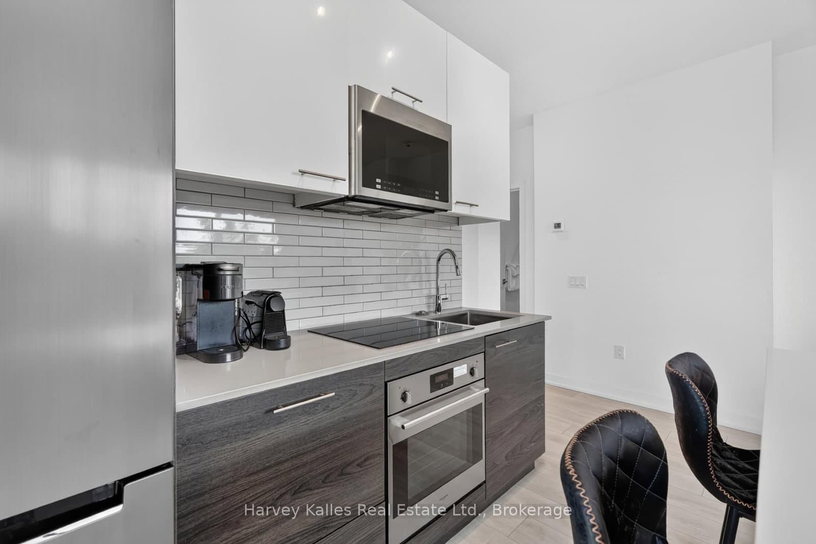 120 Carrick Trail, Unit 401 thumbnail 17
