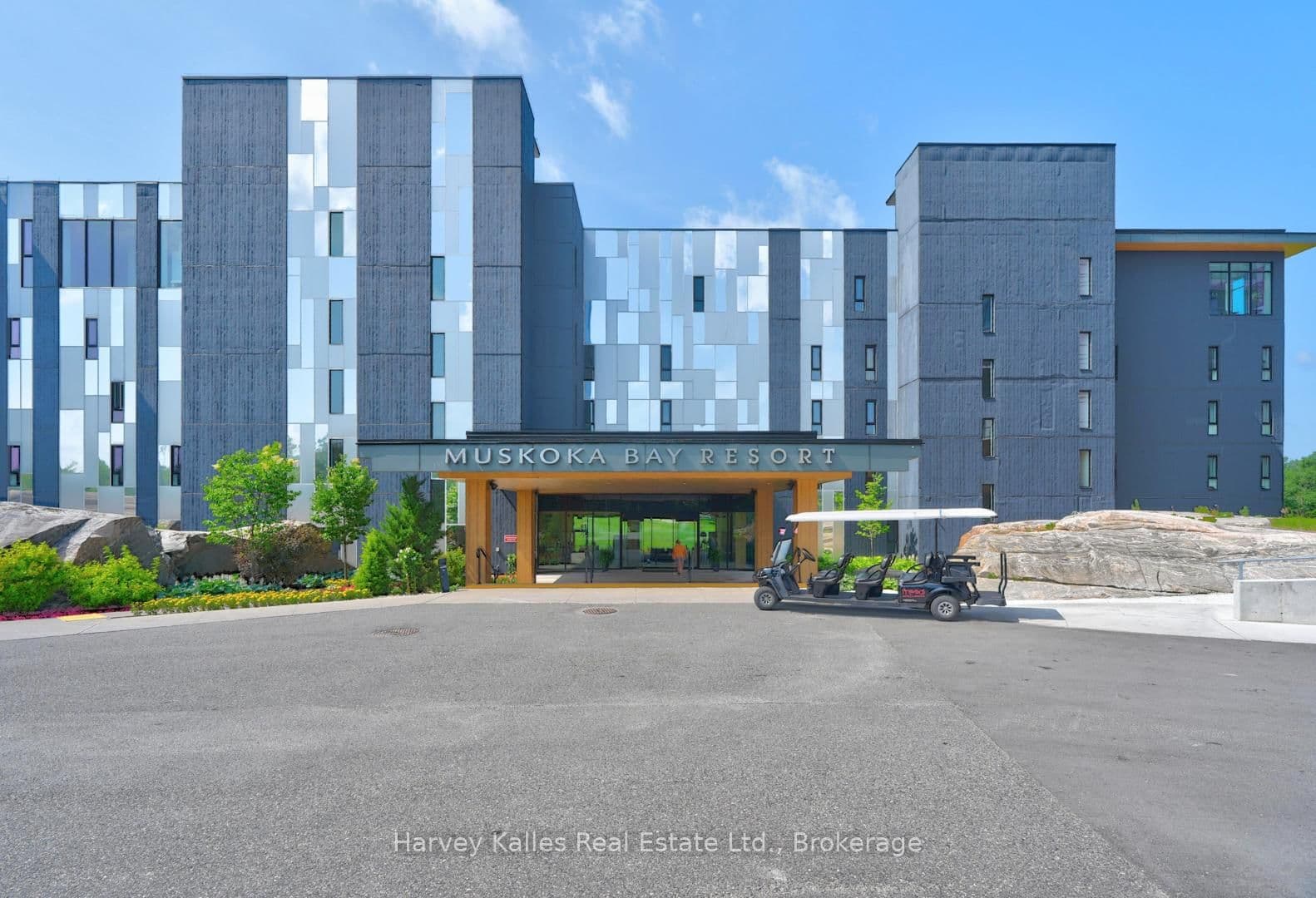 120 Carrick Trail, Unit 401 thumbnail 2