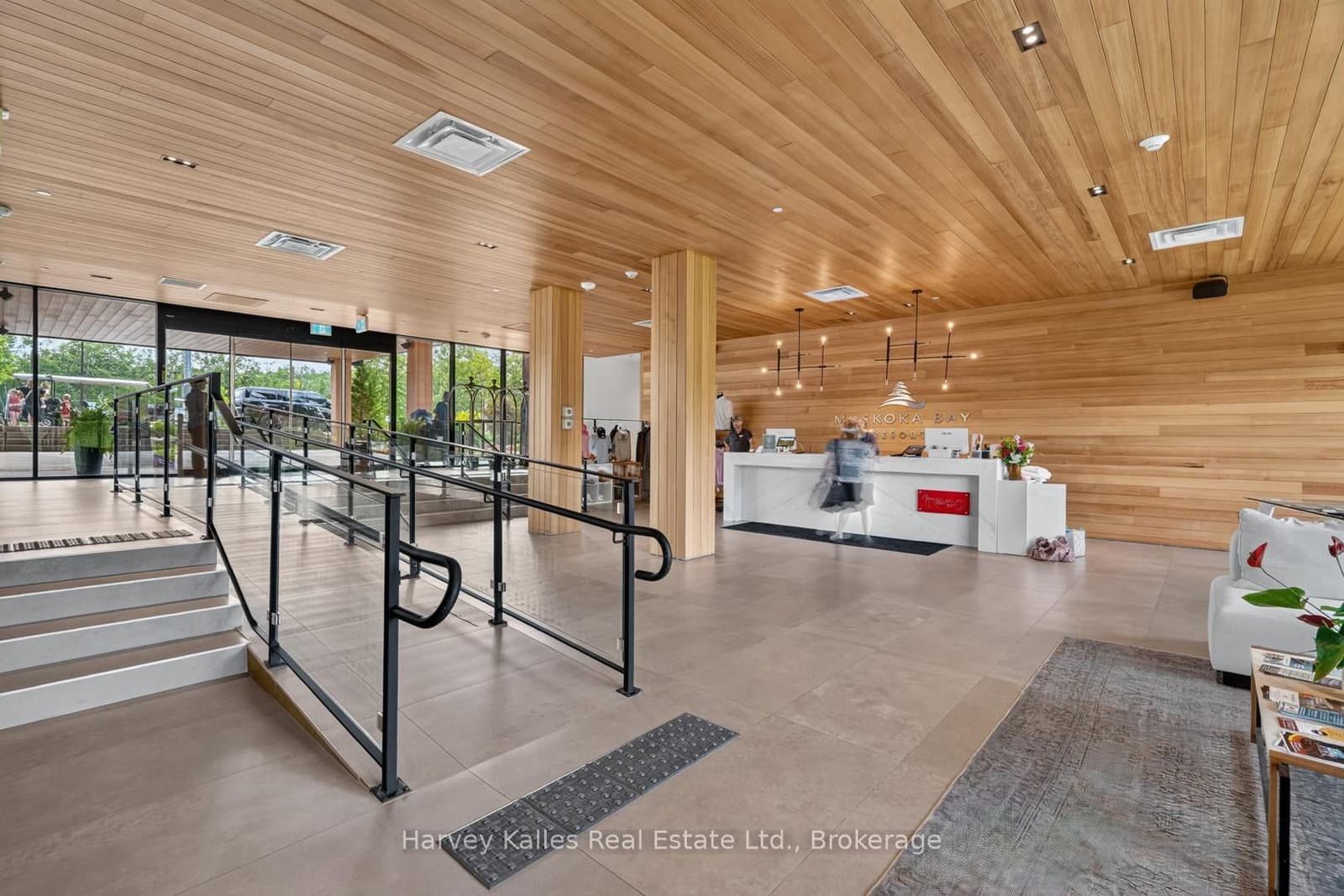 120 Carrick Trail, Unit 401 thumbnail 4