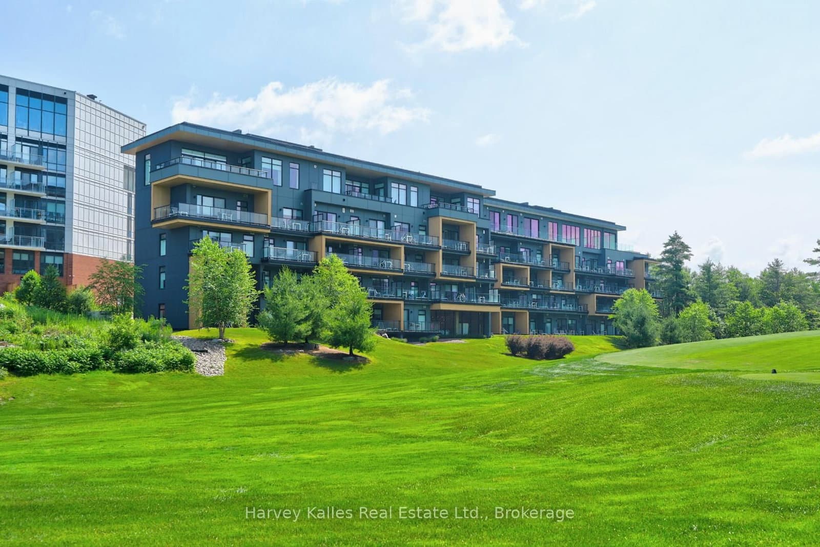 120 Carrick Trail, Unit 401 thumbnail 43