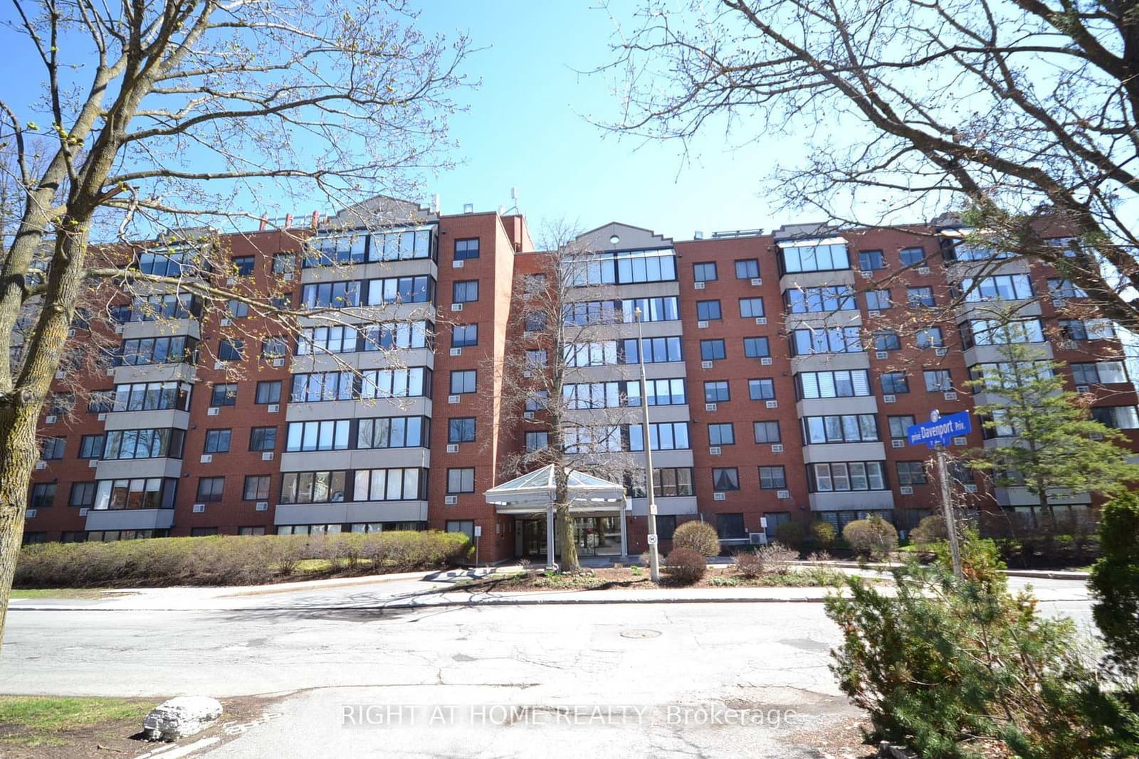 #309 - 225 Alvin Road N
