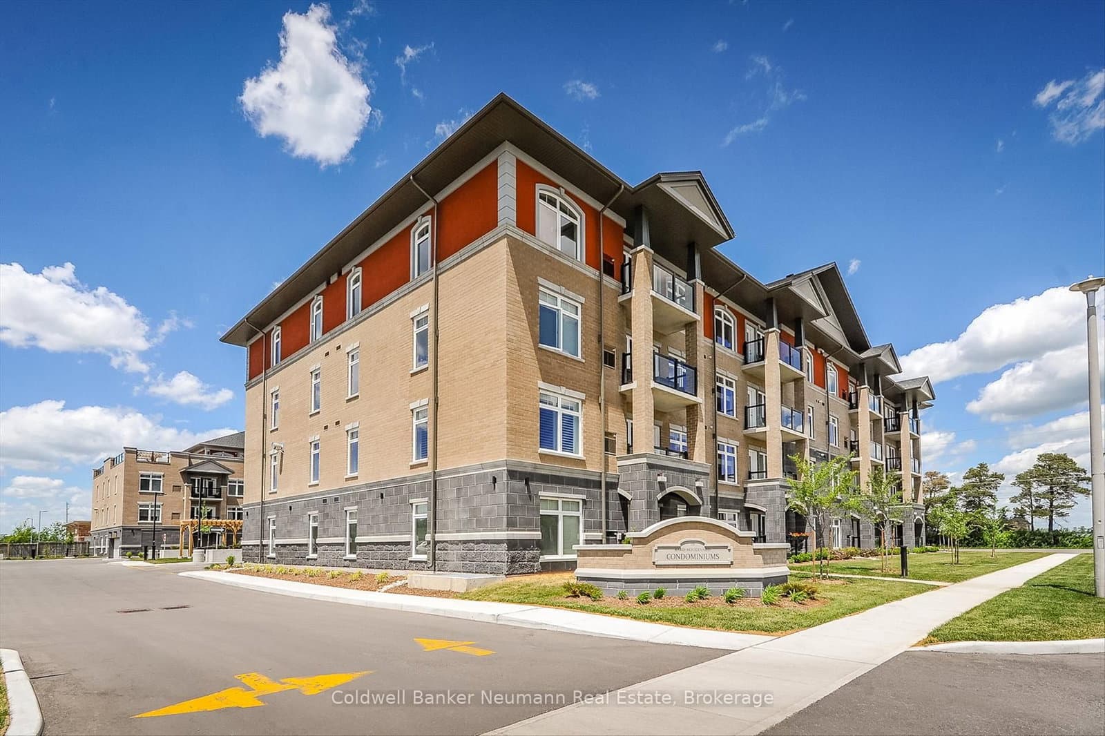 #113 - 106 Bard Boulevard