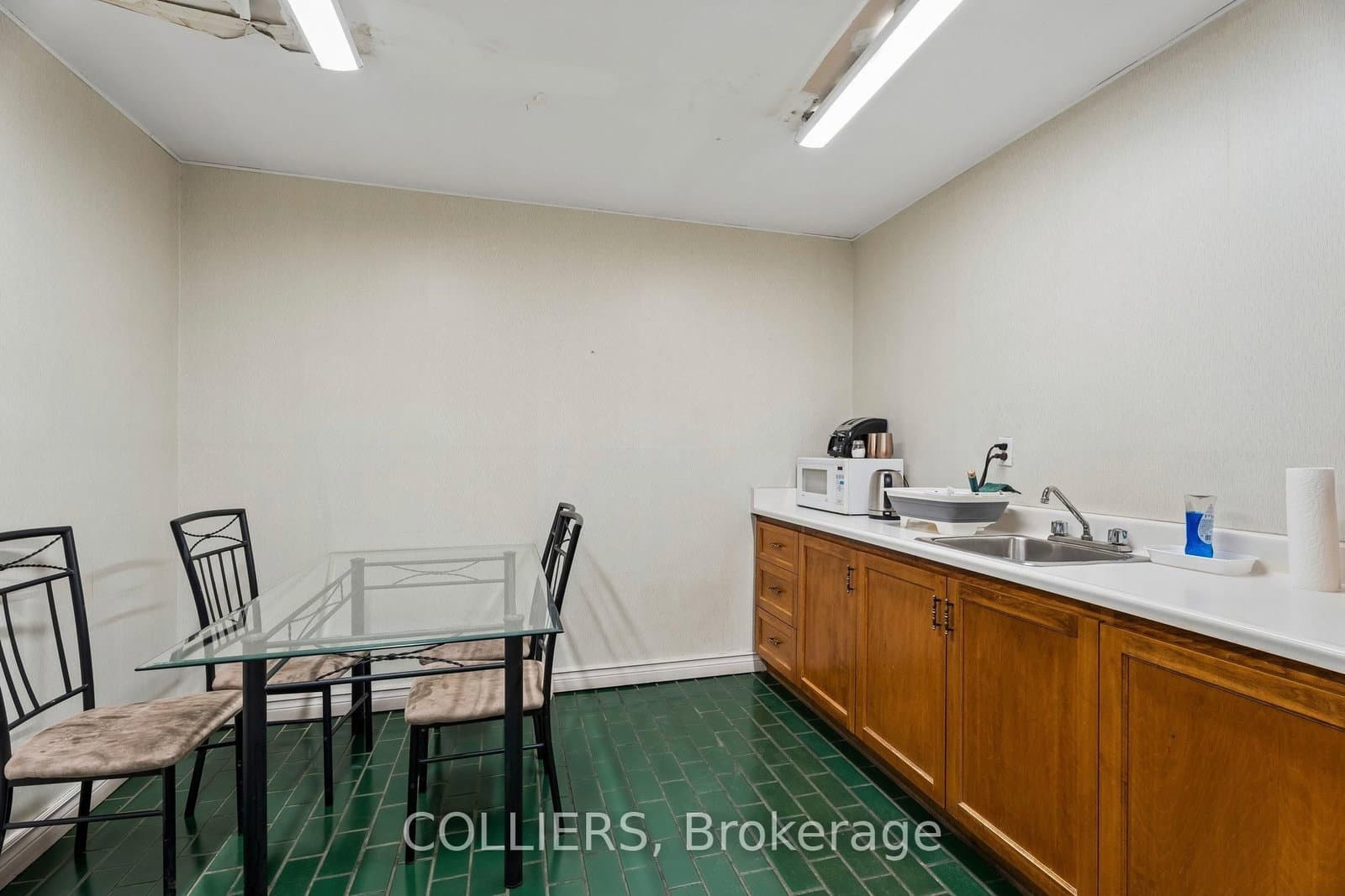 51 Covington Street thumbnail 11