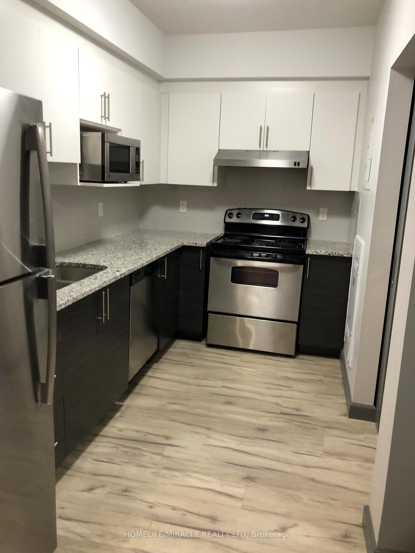 258B Sunview Street, Unit 2126 thumbnail 9
