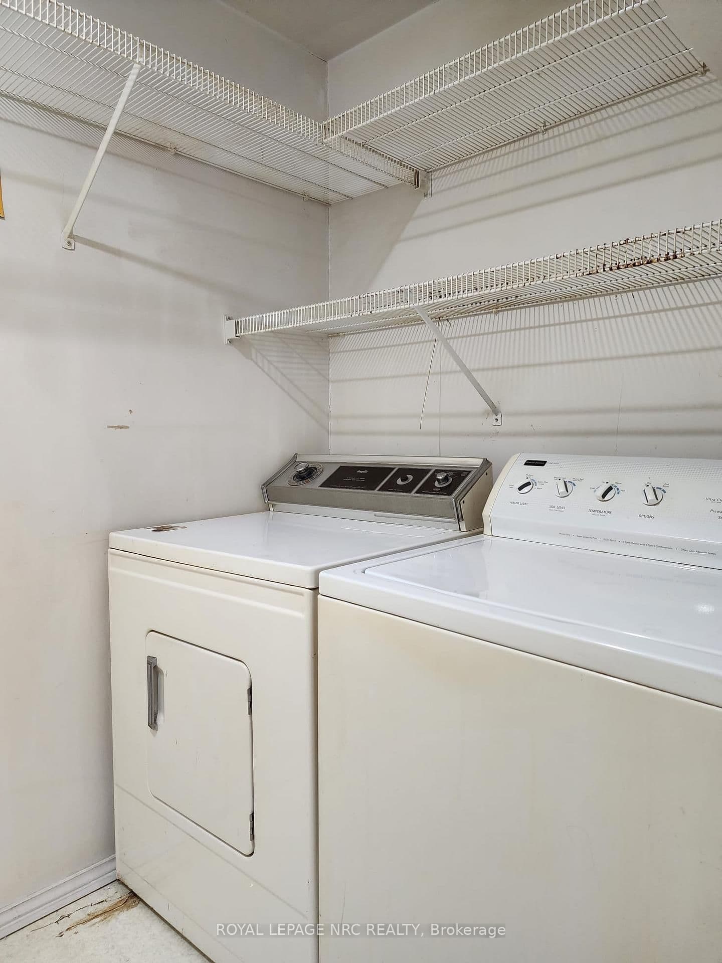 3033 Townline Road, Unit 233 thumbnail 19