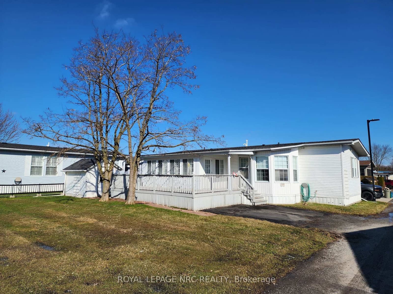 3033 Townline Road, Unit 233 thumbnail 3