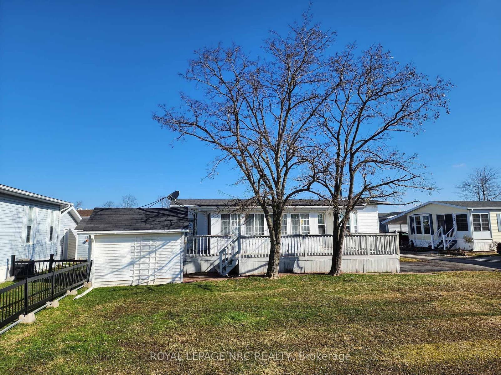 3033 Townline Road, Unit 233 thumbnail 4
