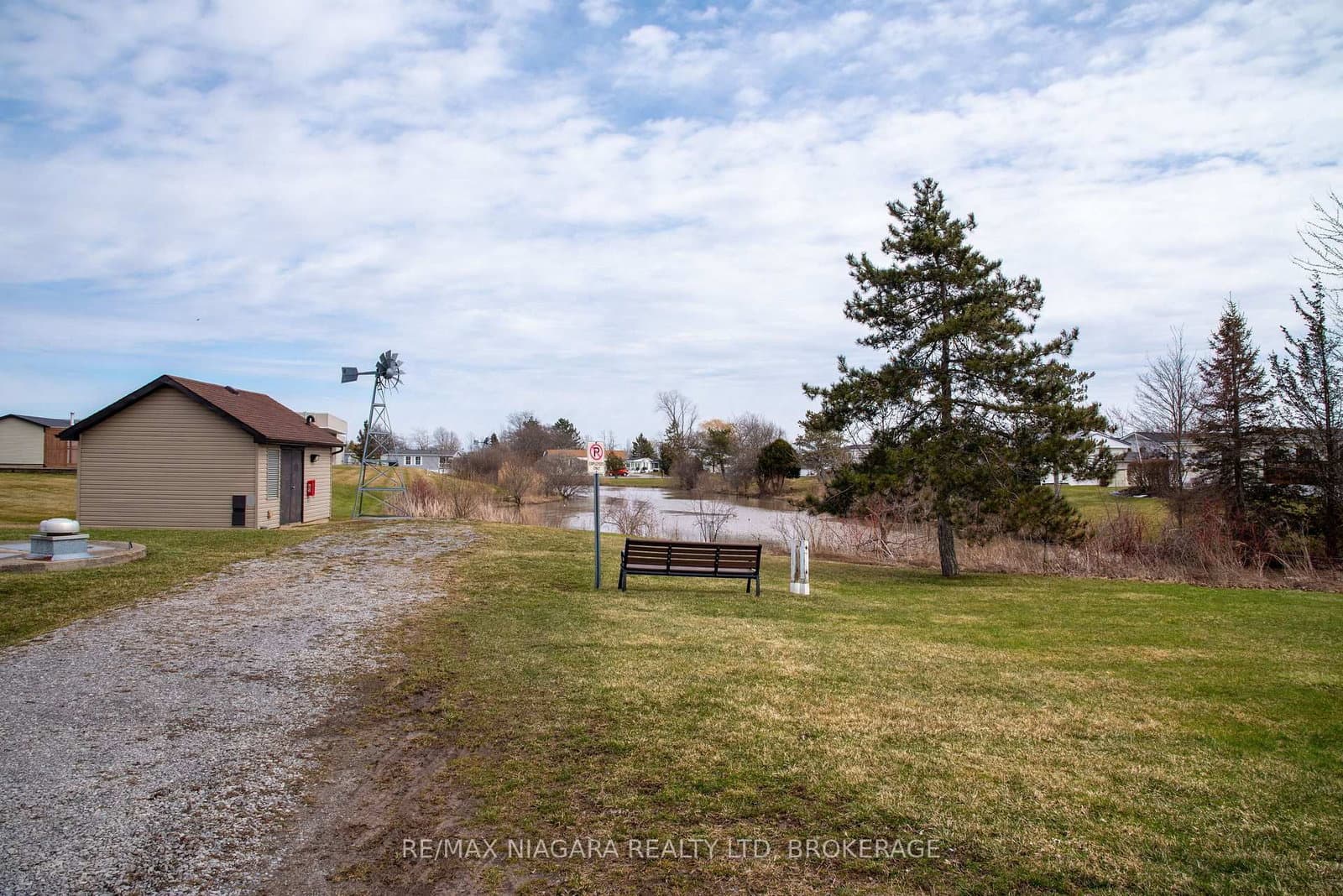 3033 TOWNLINE Road, Unit 74 thumbnail 13