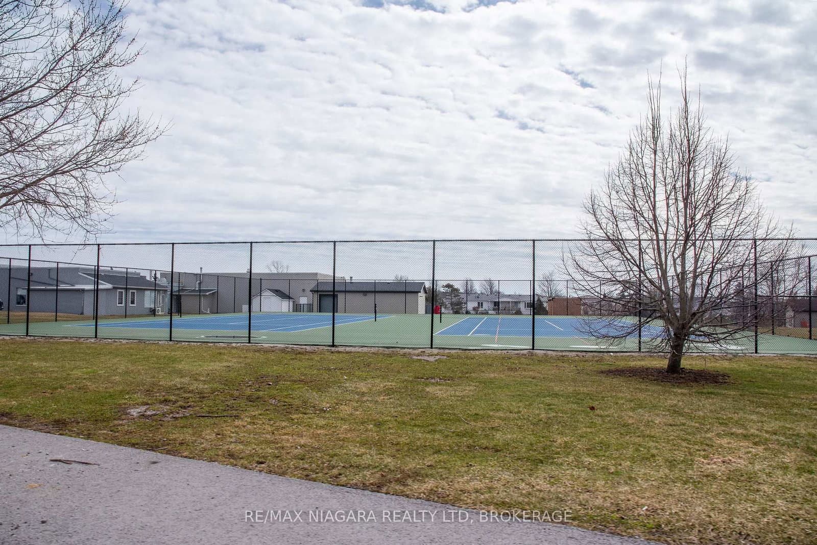 3033 TOWNLINE Road, Unit 74 thumbnail 14