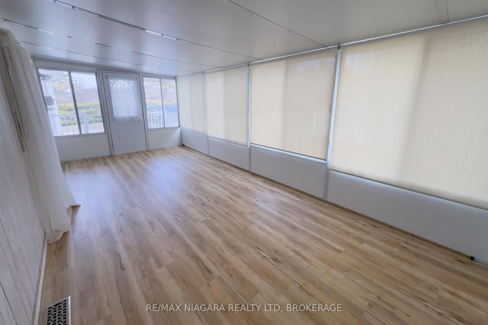3033 TOWNLINE Road, Unit 74 thumbnail 2