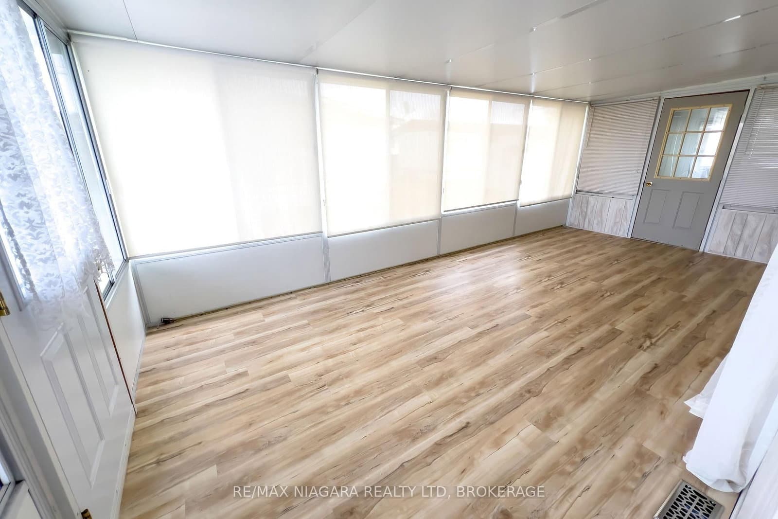 3033 TOWNLINE Road, Unit 74 thumbnail 3