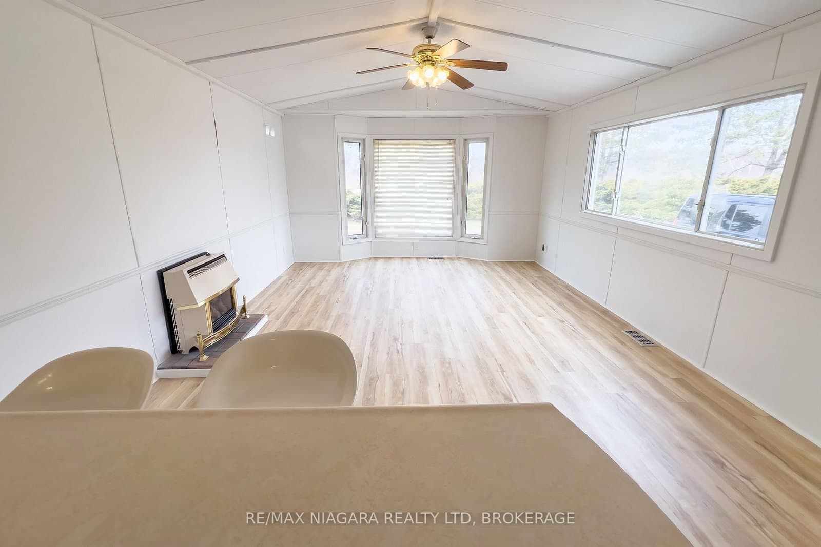 3033 TOWNLINE Road, Unit 74 thumbnail 5