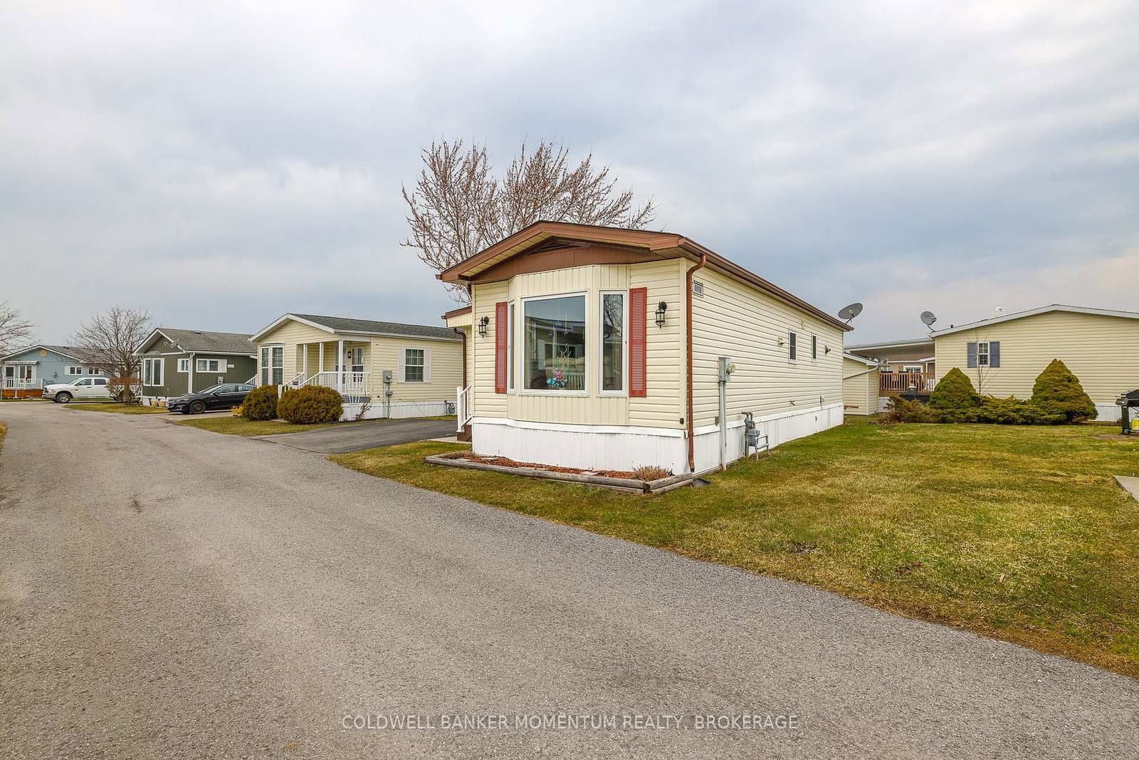 3033 Townline Road, Unit 346 thumbnail 3