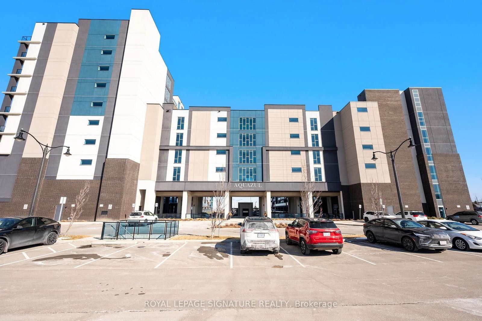 #630 - 16 Concord Place