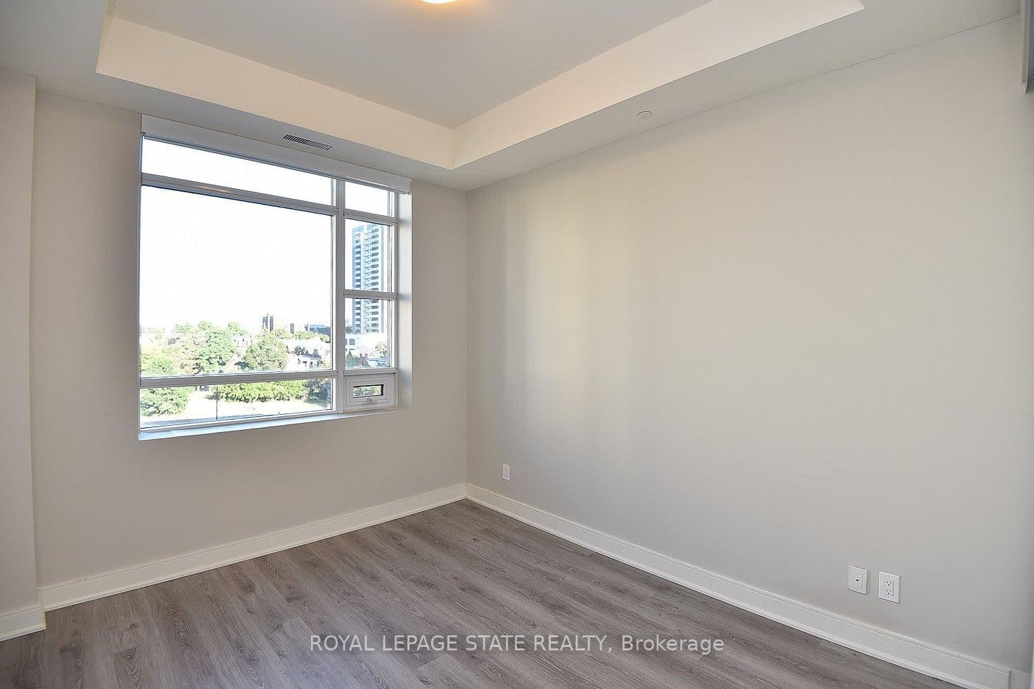 150 Main Street W, Unit 603 thumbnail 18