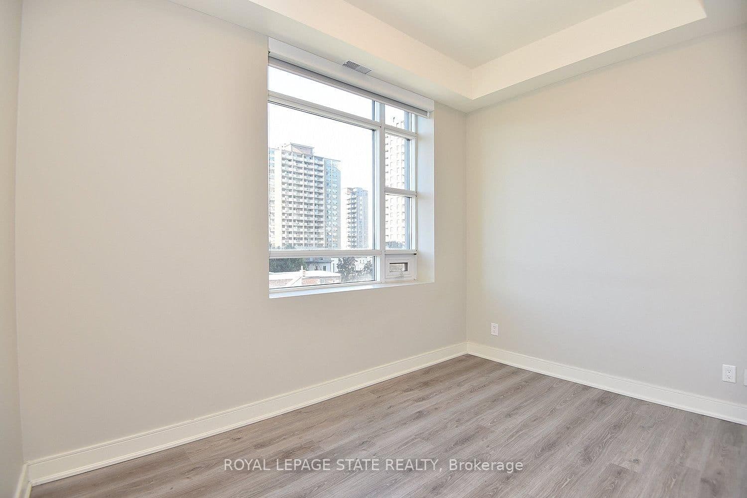 150 Main Street W, Unit 603 thumbnail 25