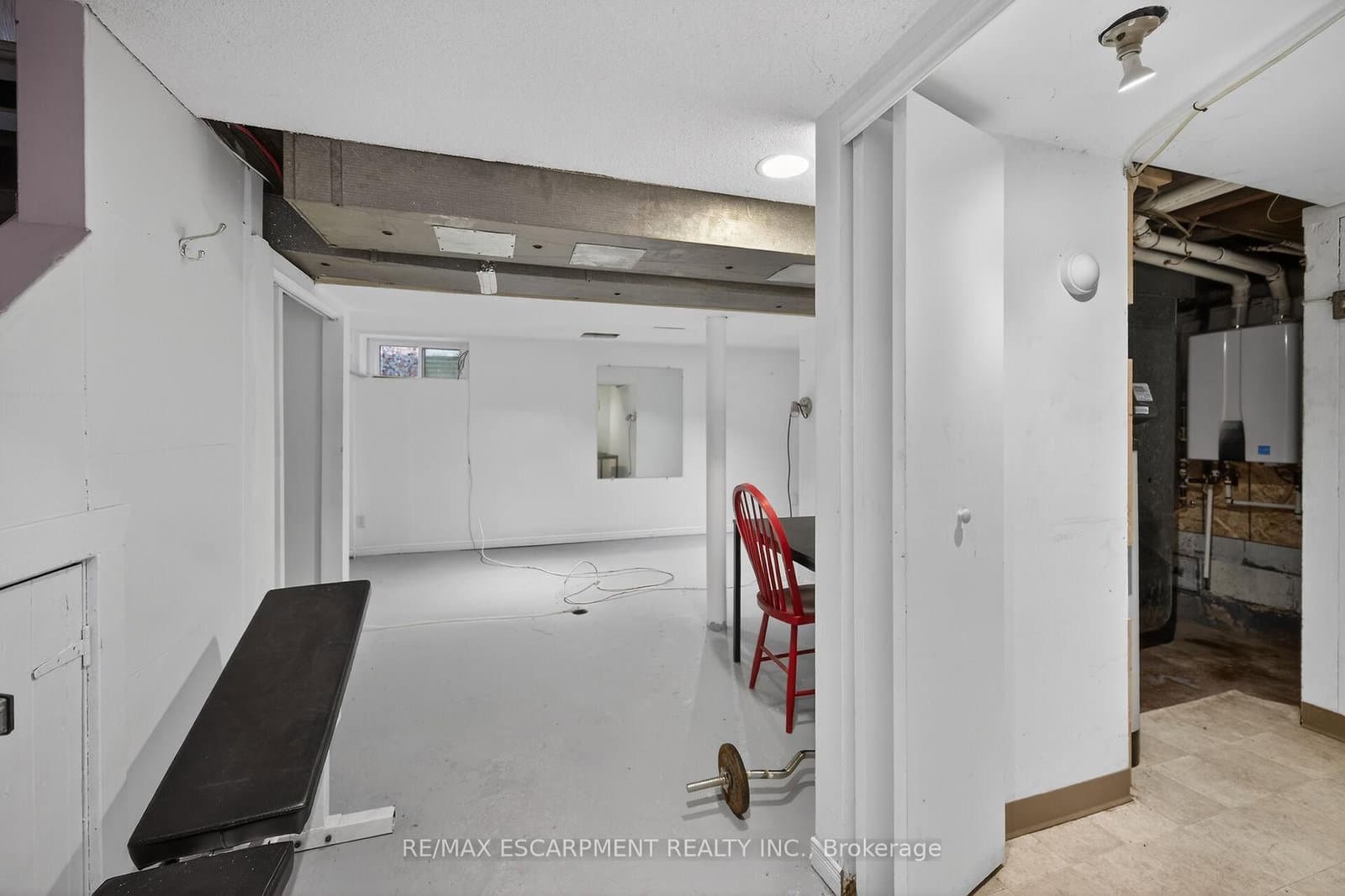 144 Hunter Street W thumbnail 28