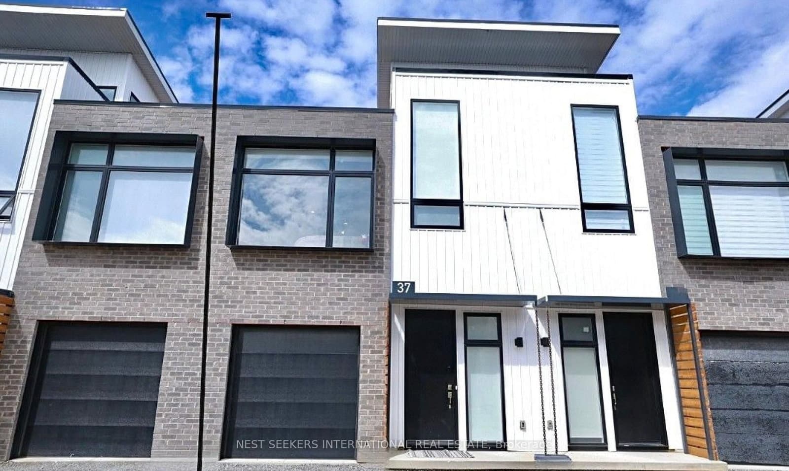 37 Summerside Mews - Image 1