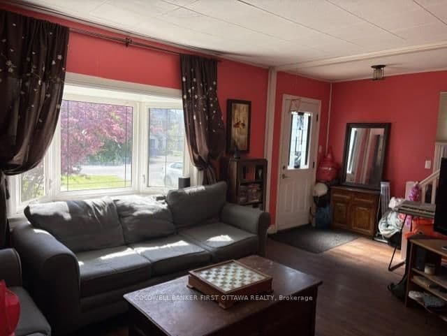 185 Compton Avenue thumbnail 3