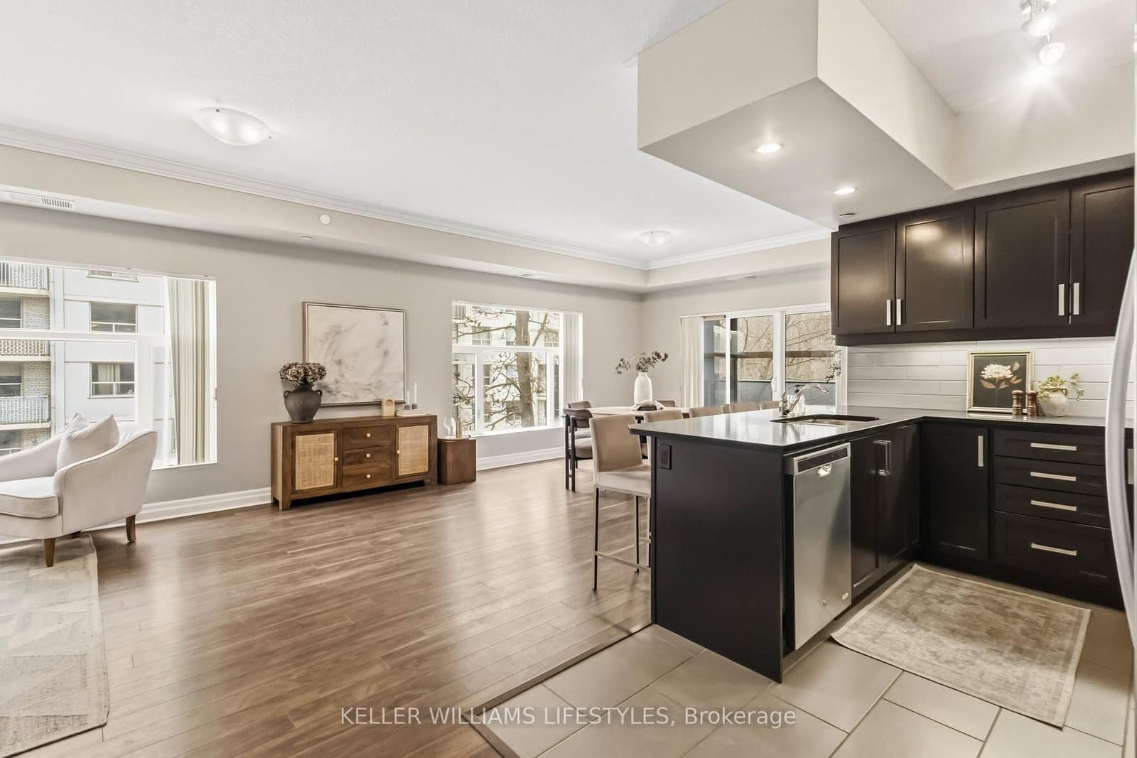 89 RIDOUT Street S, Unit 305 thumbnail 15