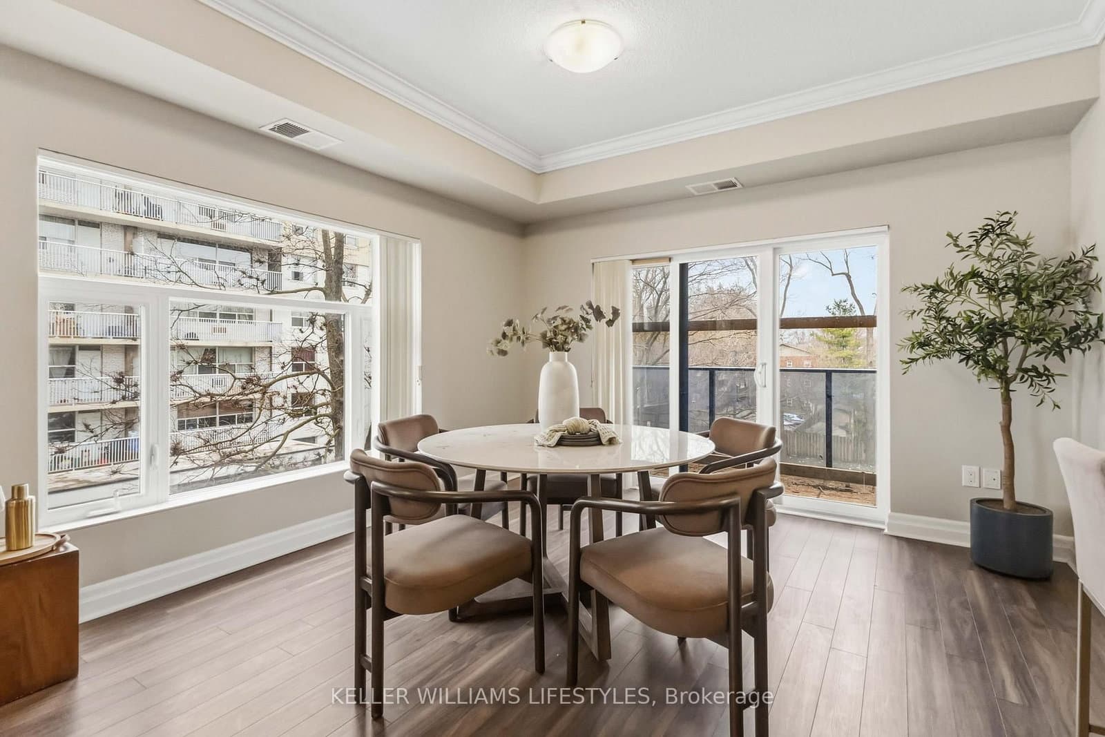 89 RIDOUT Street S, Unit 305 thumbnail 19