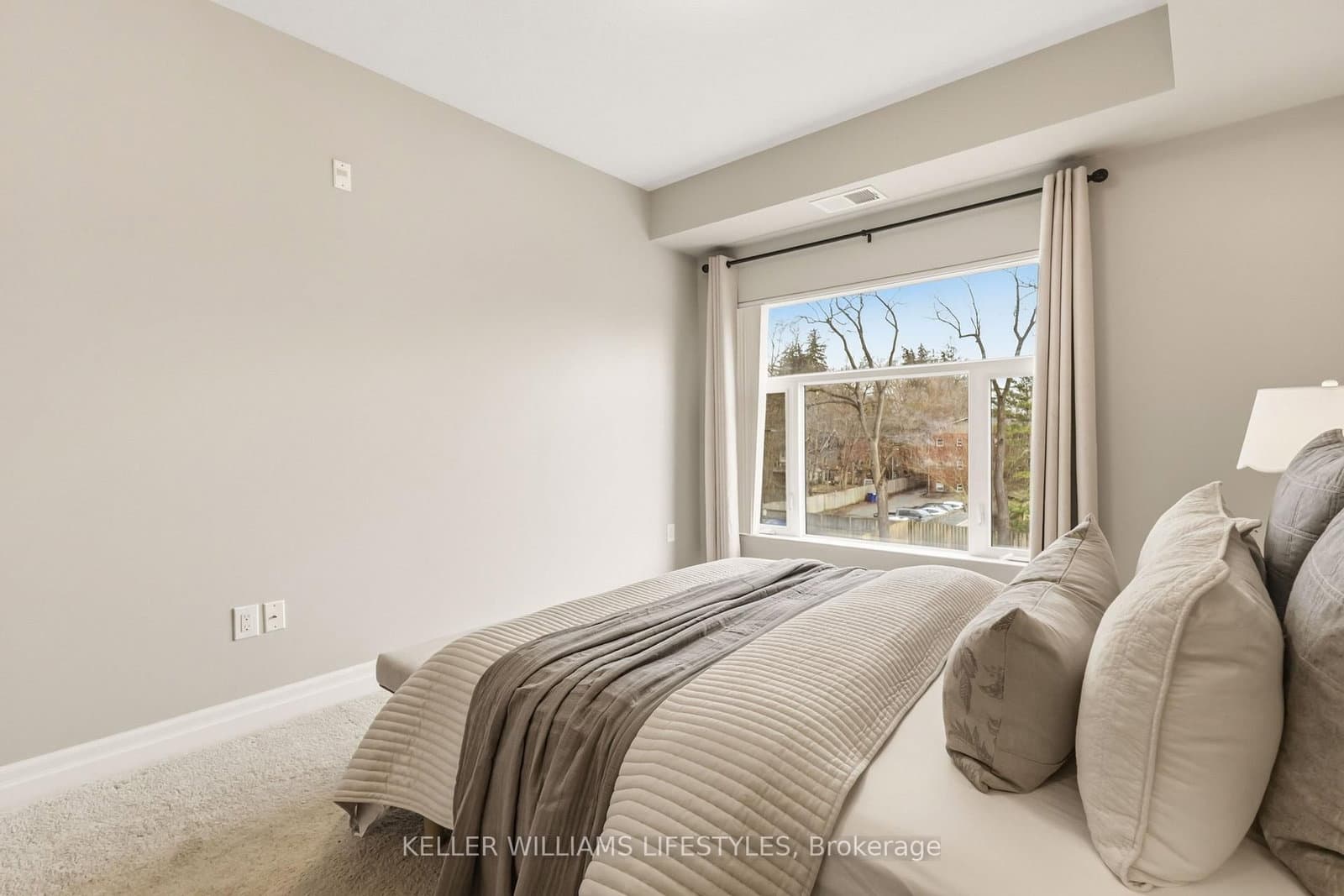 89 RIDOUT Street S, Unit 305 thumbnail 29