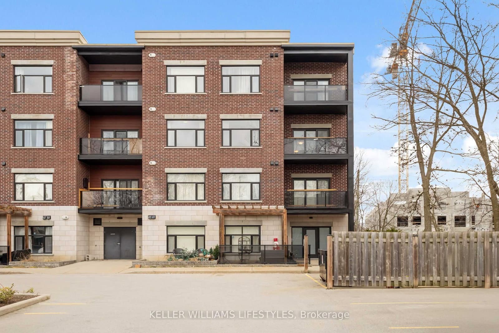 89 RIDOUT Street S, Unit 305 thumbnail 34